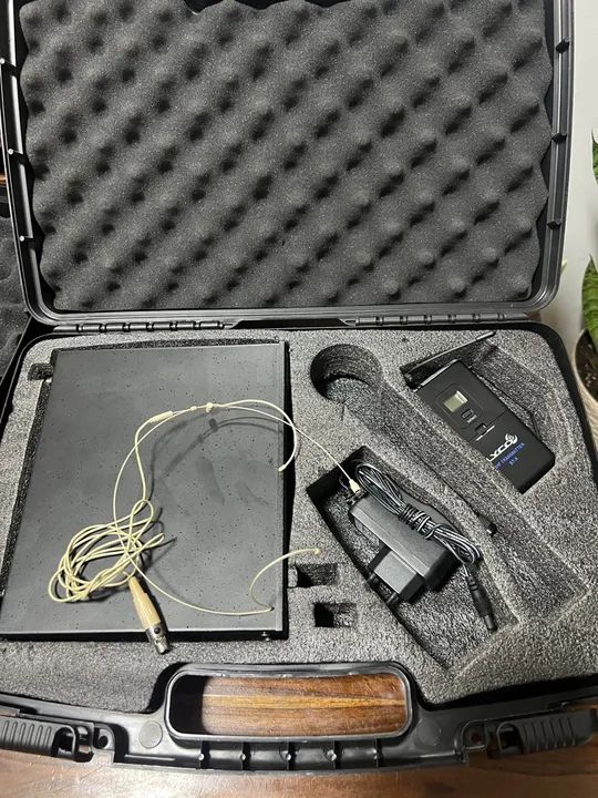 Kit de Microfone auricular LYCO Sem Fio Profissional