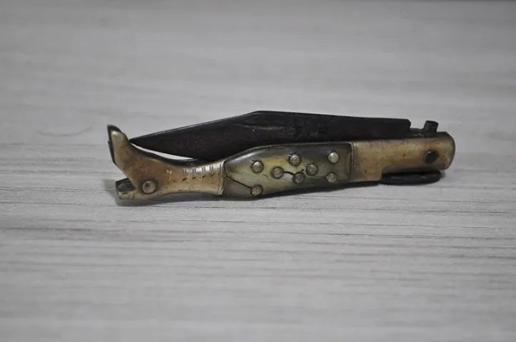 Canibota objeto de antiguidade