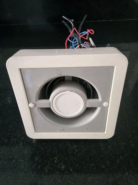 Exaustor de ar de teto 110V