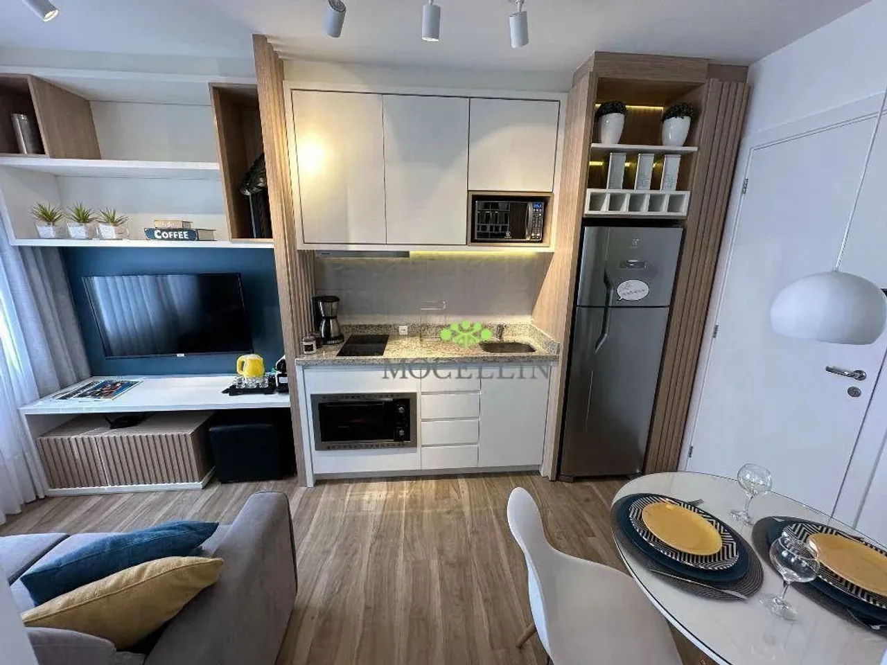 Apartamento à Venda Mercês, Curitiba com 1 Quarto, 25 m² por R$ 500.000,00