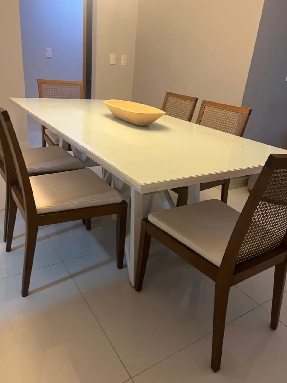 Somente a Mesa de Jantar