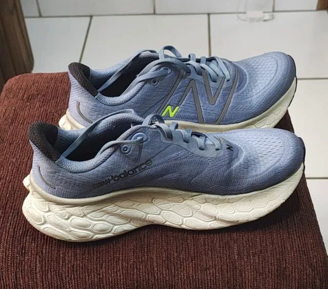 NEW BALANCE MORE V4 - Foto 3