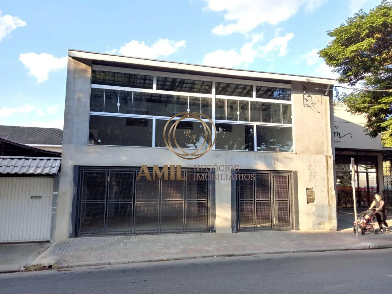 SJ- para aluguel possui 500 metros quadrados com 10 Salas, jardim das industrias, SJC.