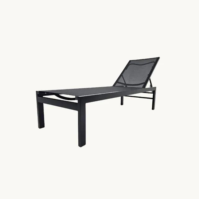 Espreguiçadeira com Tela sling para area externa.