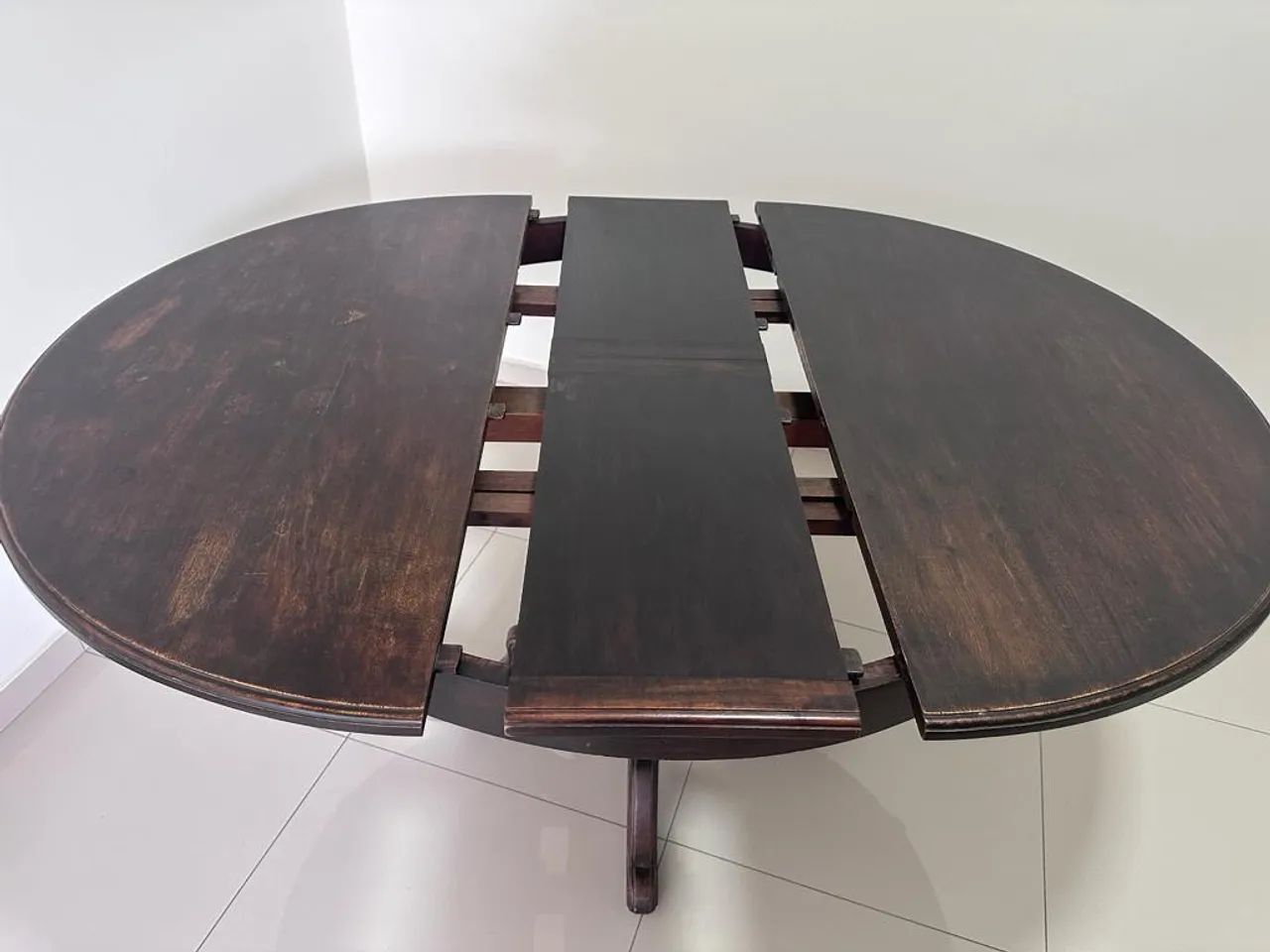 Maravilhosa mesa de madeira maciça - Foto 3