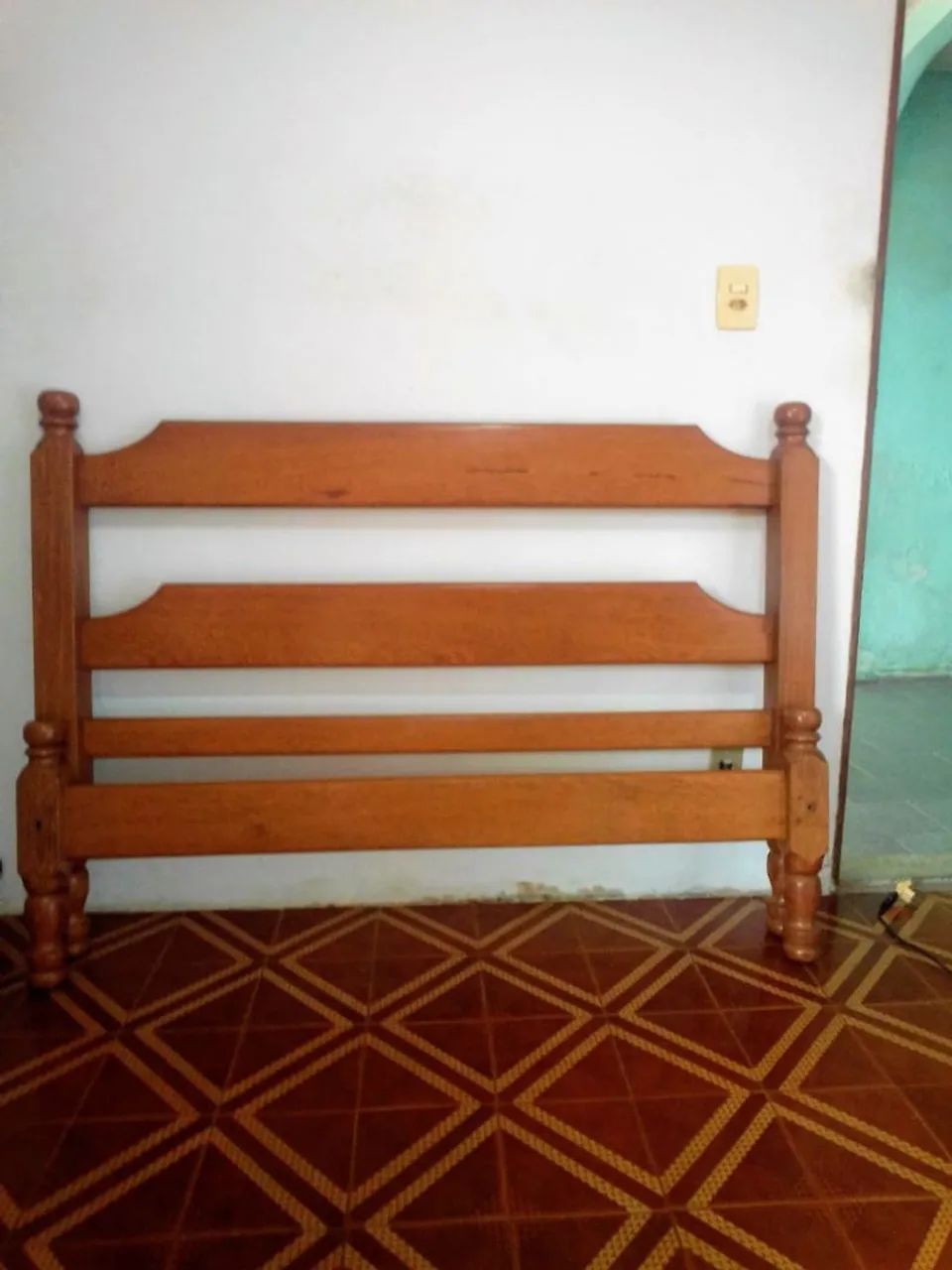 Vendo móveis usados. 