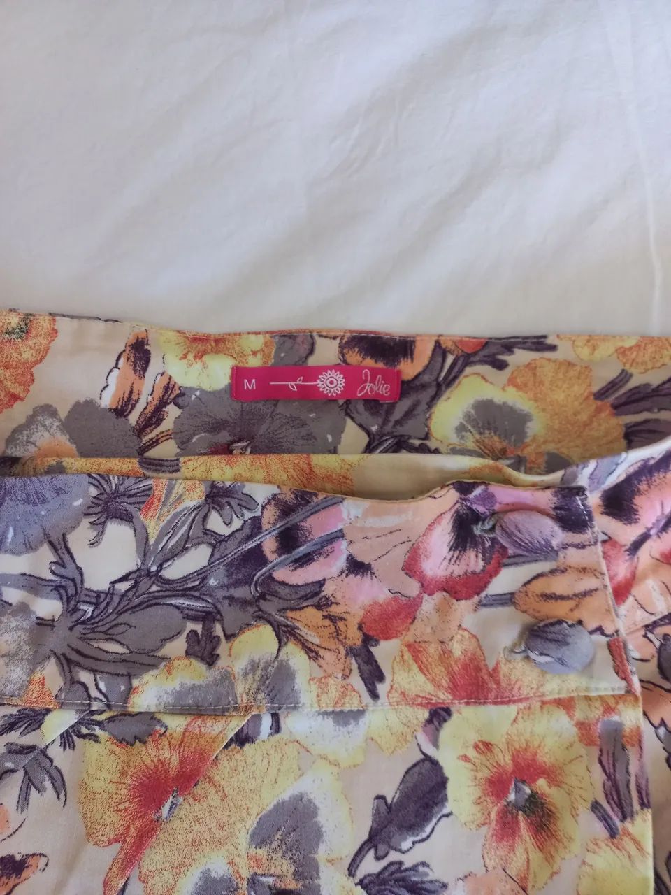 Saia floral com estampa de flores. - Foto 2