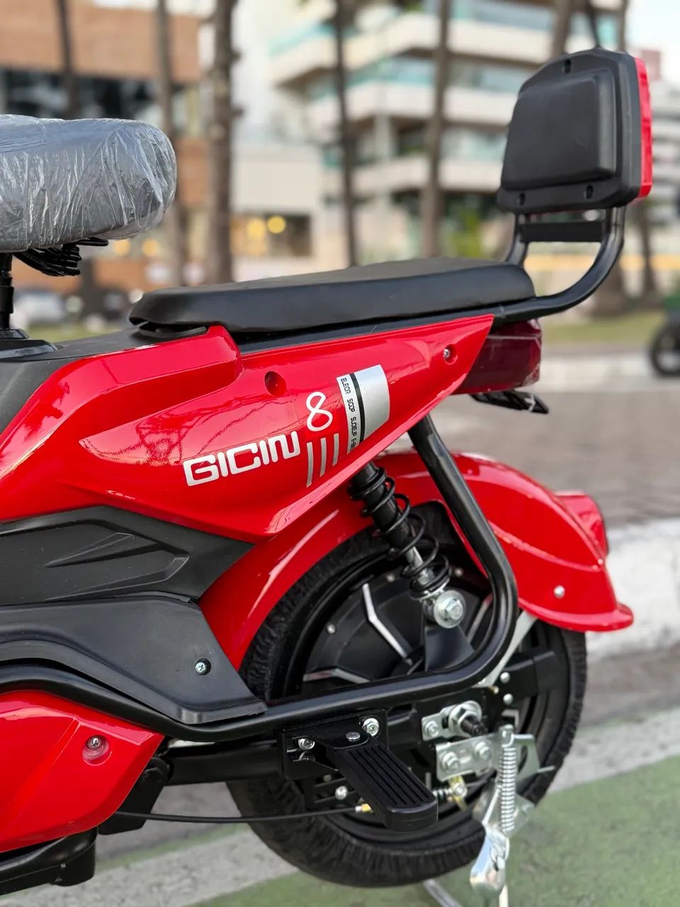 MOTO ELÉTRICA PARA DUAS PESSOAS COMPLETA  - Foto 3