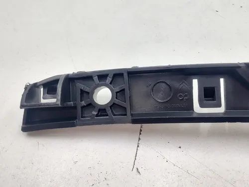 Guia Parachoque Traseiro Citroen C3 2013 2019 Lado Direito  - Foto 2