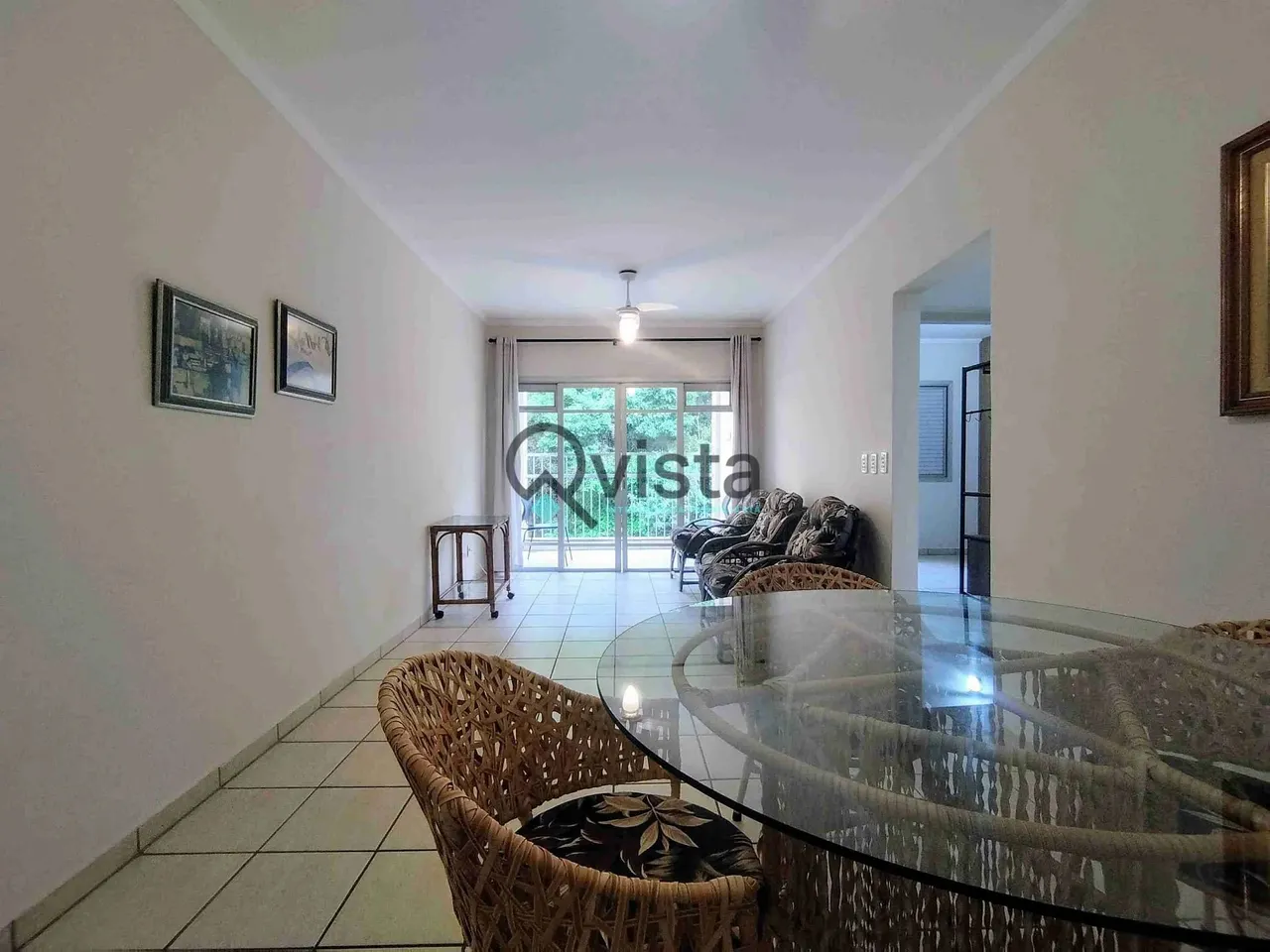Apartamento para locação nas Pitanguieiras no Guarujá | QVista Inteligência Imobiliária Gu