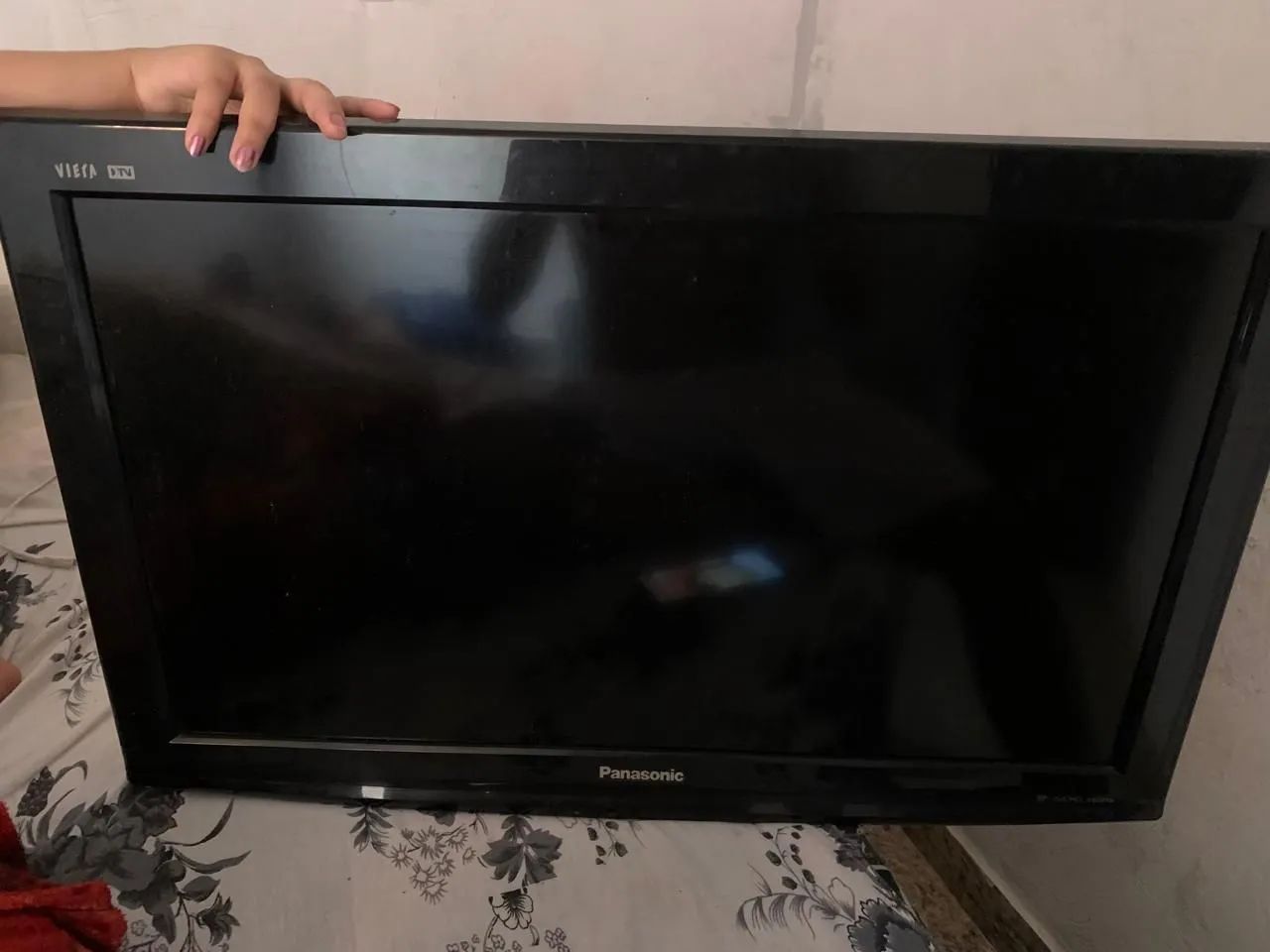 TV Panasonic 32" LCD - Imagem Perfeita e Super Conservada!