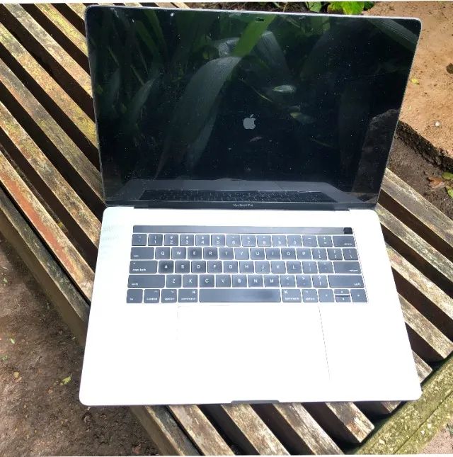 2017 MacBook Pro Touch 15-inch - Notebooks - São João Bosco, Porto