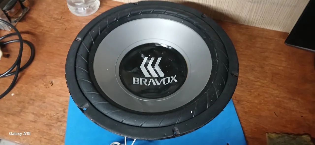 Vendo esse alto falante sub de 12 160 RMS  320vt
