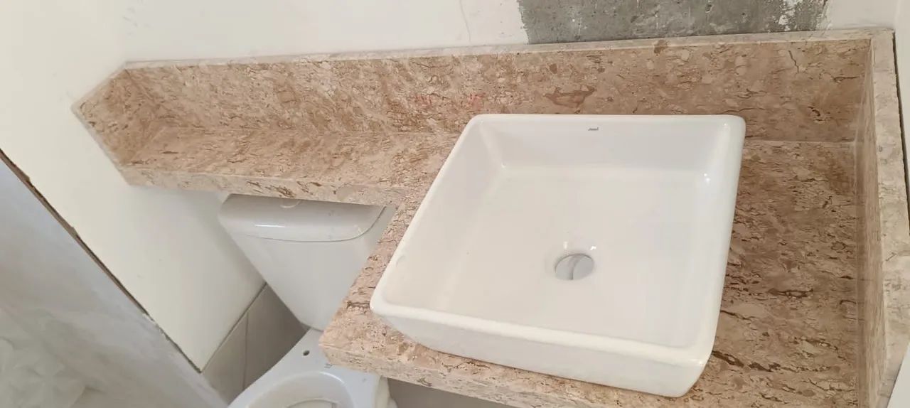 Pias de mármore e granito balcão bancada escada peitoril nichos - Foto 2