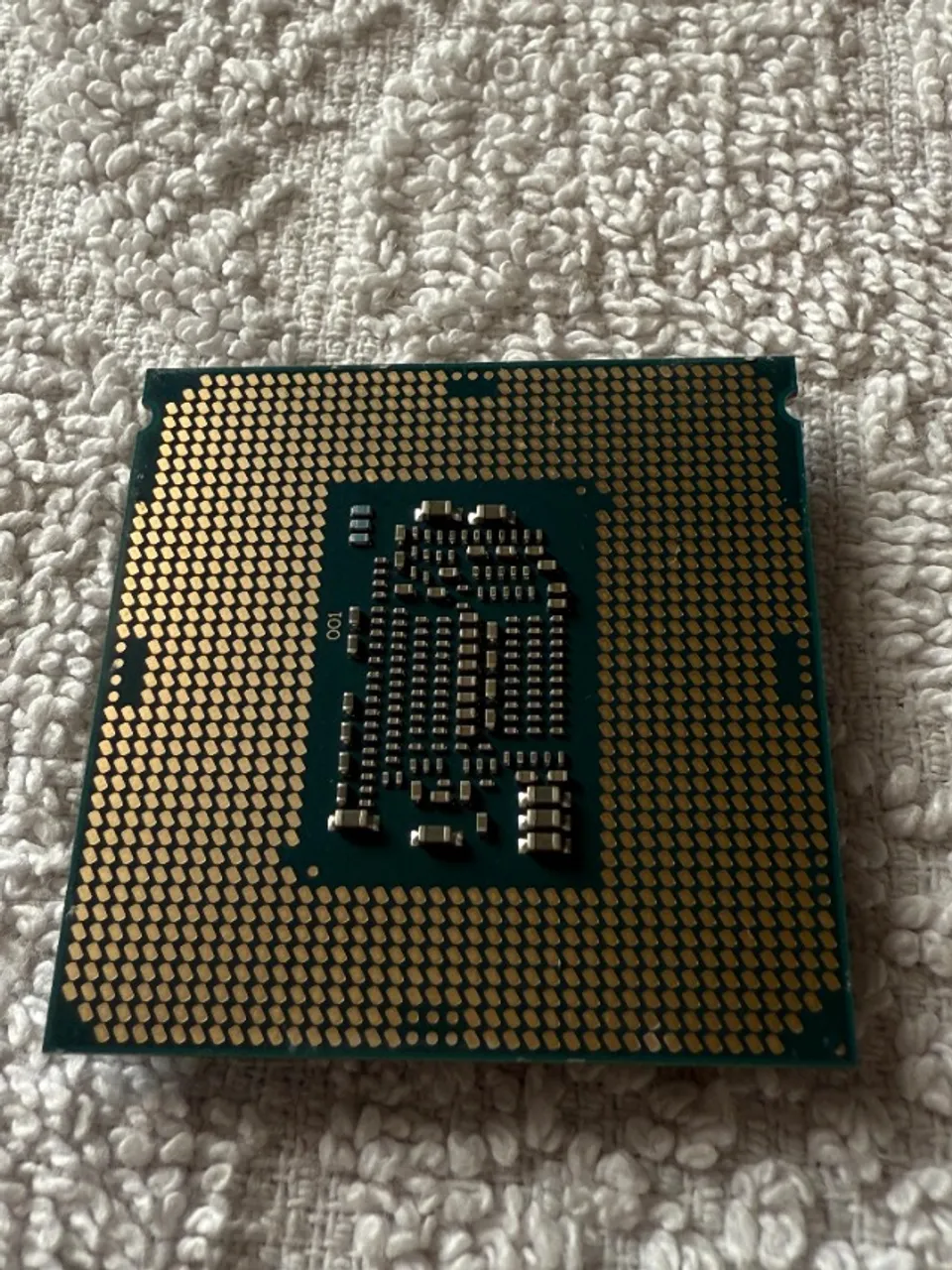 Intel Core i3 9100F + Cooler