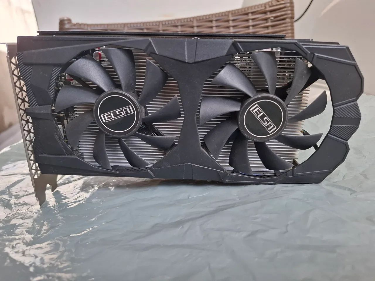 Placa de Vídeo RX 560 XT top!