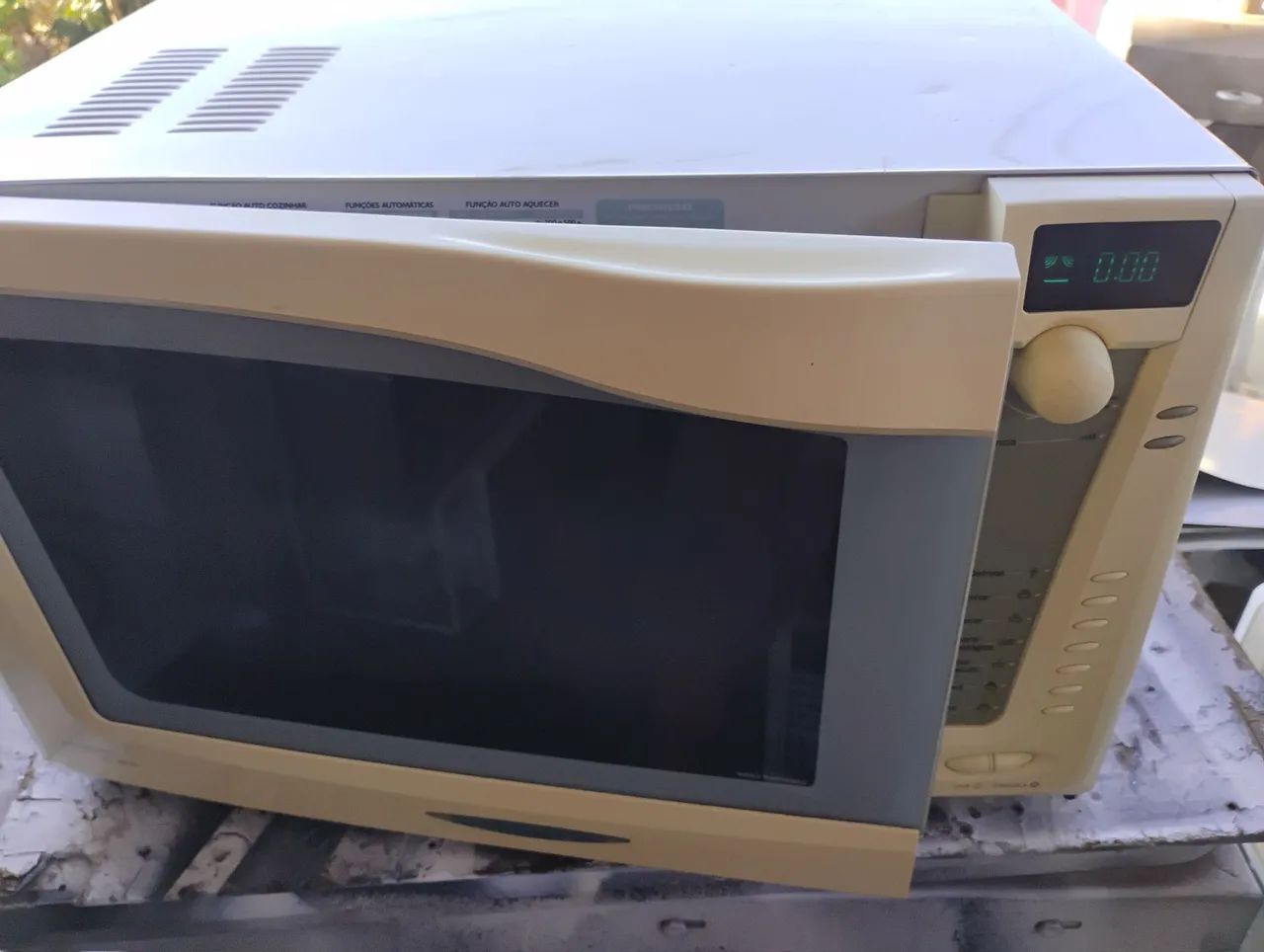 Micro-ondas Brastemp 27 litros - Foto 2