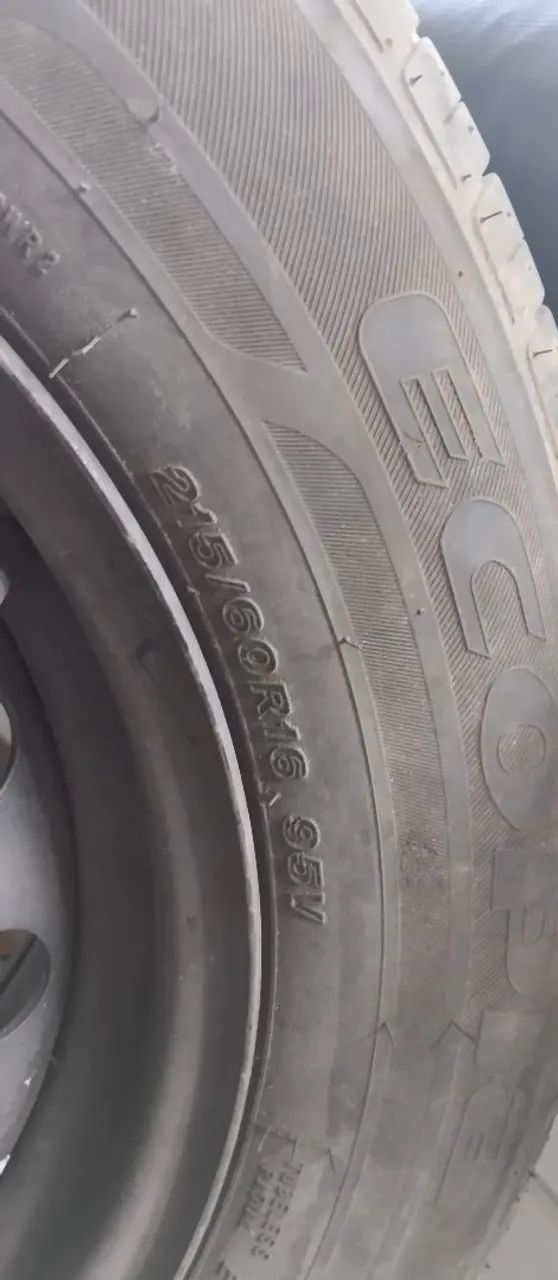 Pneu Bridgestone 215/60 R16 - Foto 3