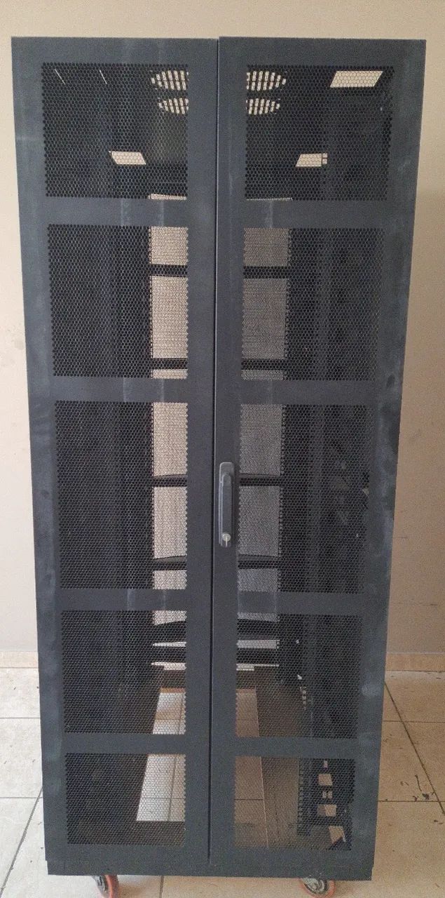 Rack de piso para servidor  - Foto 5
