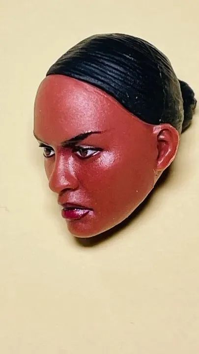 Marvel Legends Cabeça Mulher altura 2 cm ideal p/ custom de boneco legends capitã marvel
