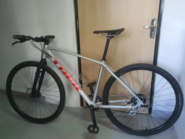 Bicicleta Trek Dual Sport 1 Híbrida