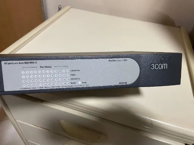 SWITCH 3COM 24 PORTAS 10/100 - Foto 3