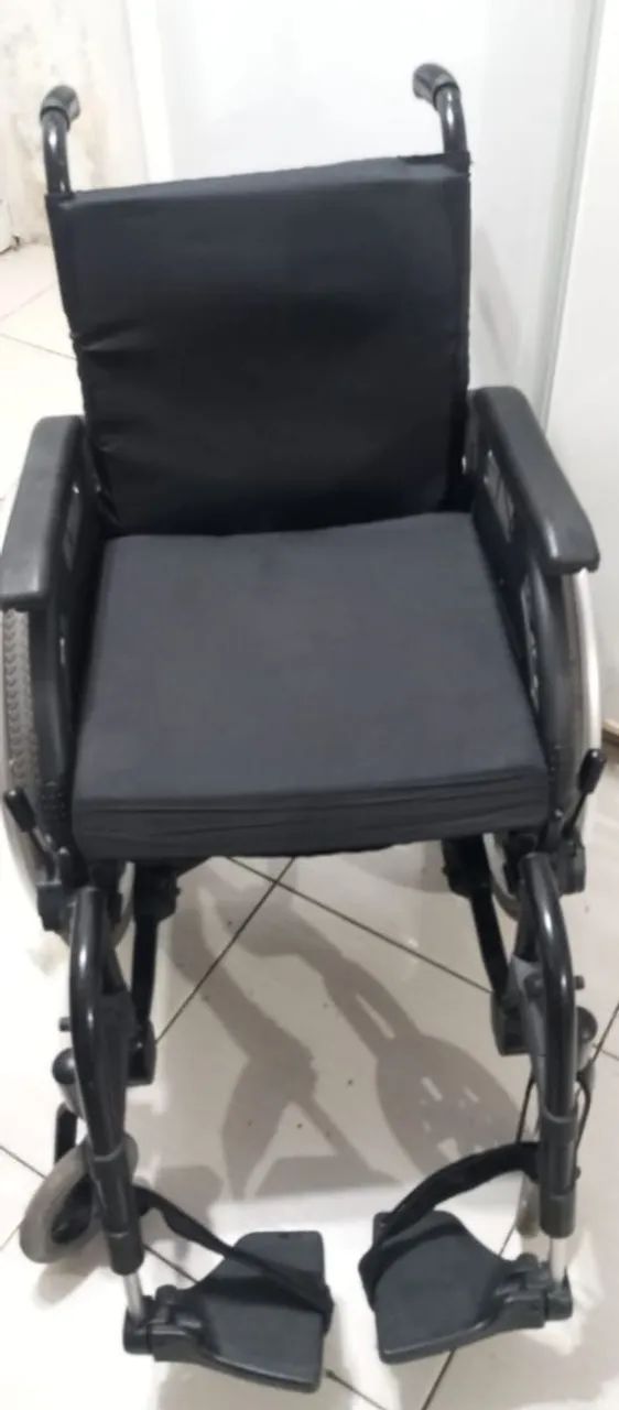Cadeira de rodas zerada 64684411083266120