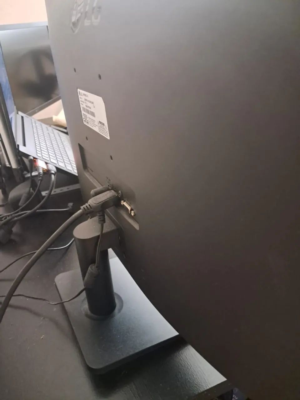 Monitor LG 24 polegadas IPS - Foto 4