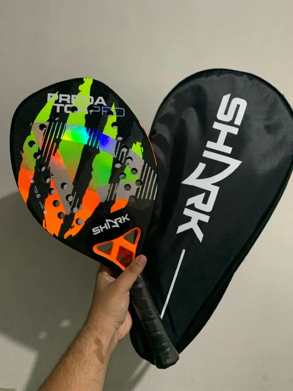 Raquete de Beach Tennis Shark Predator Pro 2025
