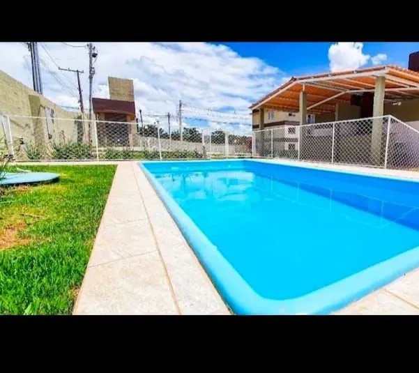 Aluga-se Apartamento 700,00 CIDADE OCIDENTAL GO BR