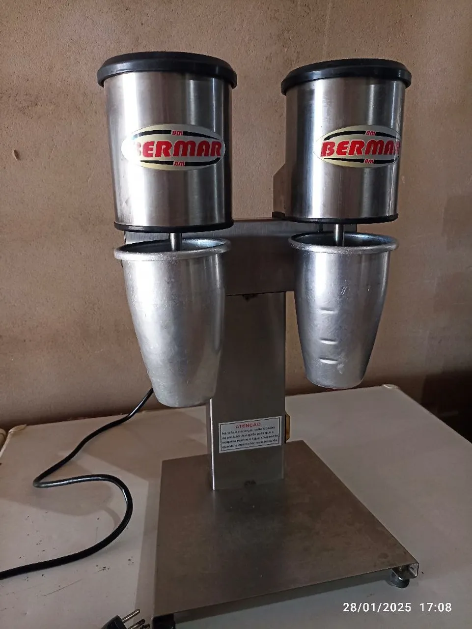 Máquina de Milkshake Industrial Bermar