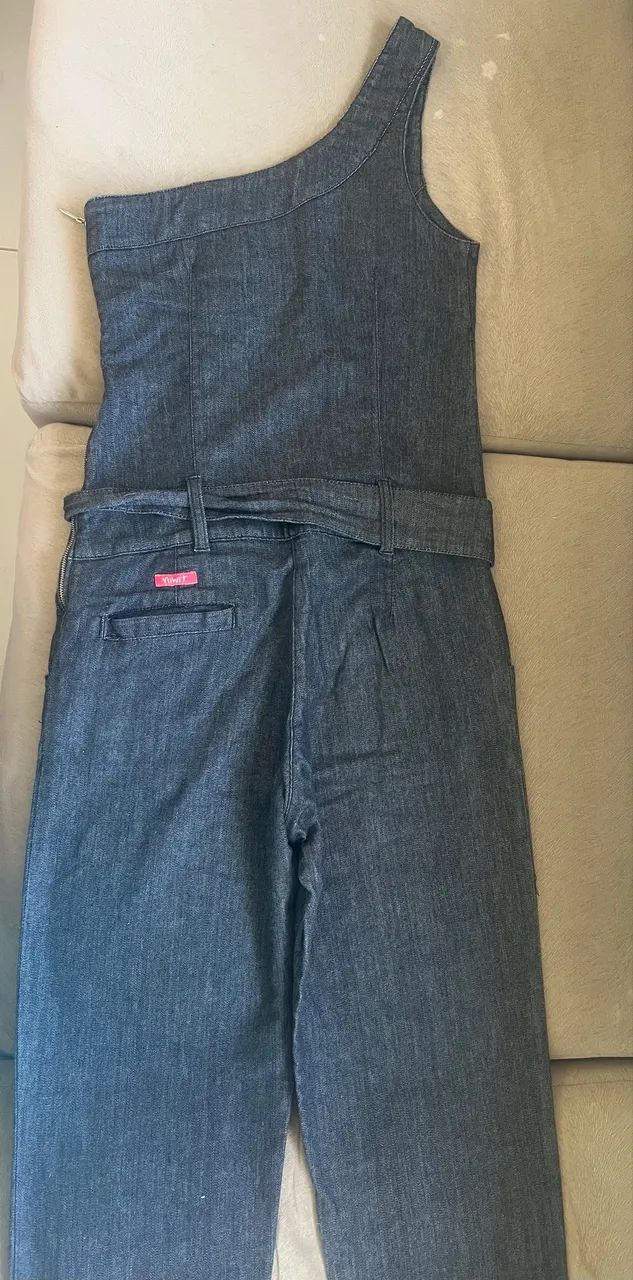 Macacão em jeans preto - Foto 4