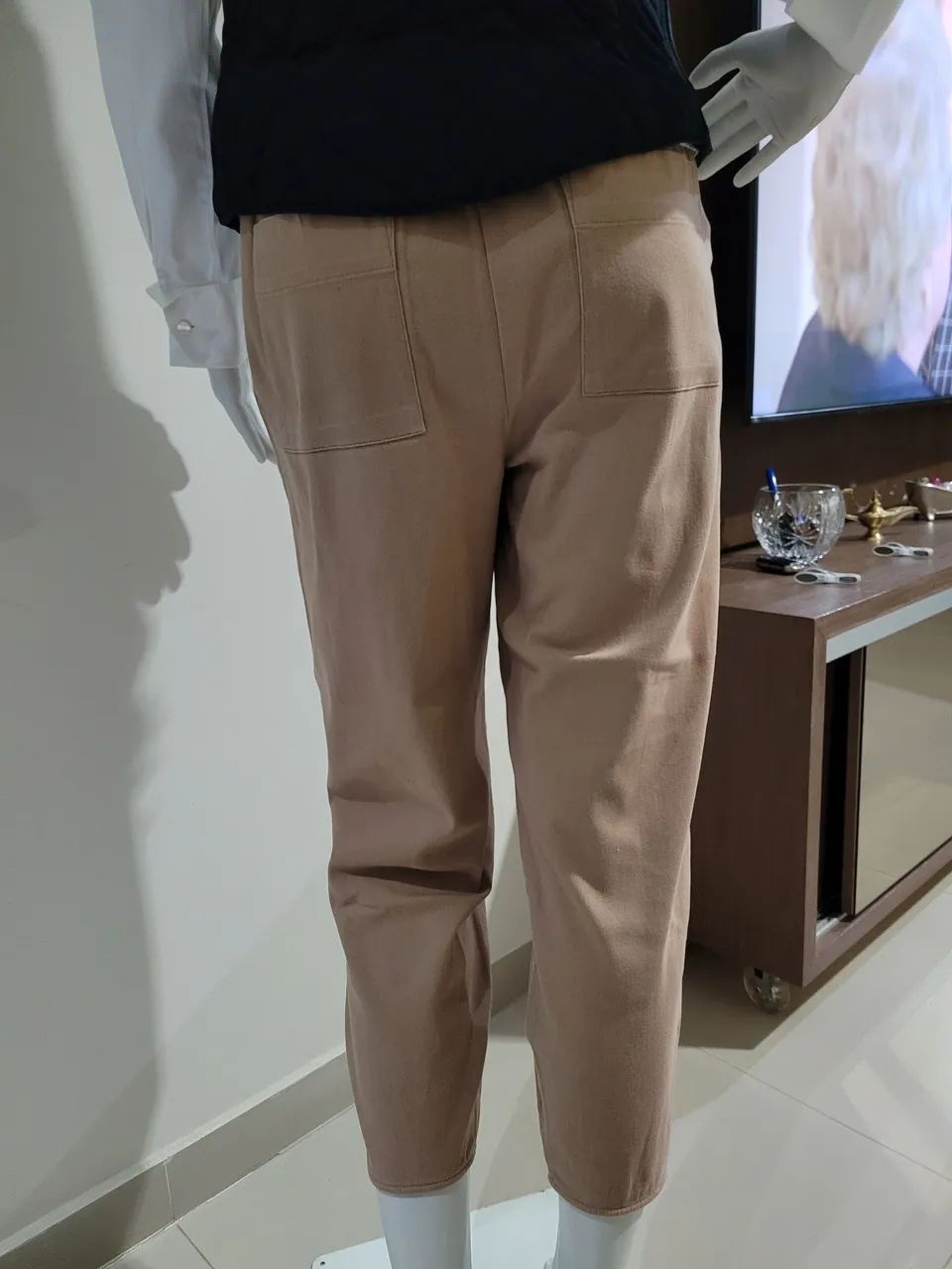 Calça Feminina Bege Elegante - Foto 3