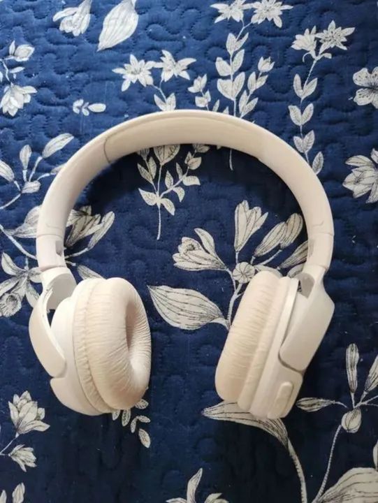 Fone jbl t 510 Branco