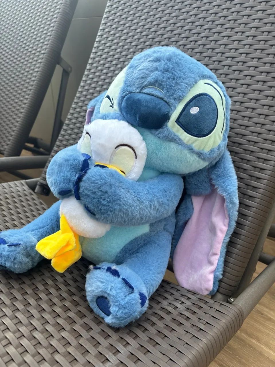 Stitch Pelúcia com pato - Foto 5