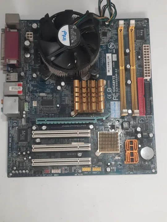 Kit Placa Gigabyte Ga945gz + processador Core2 duo + coller Intel cobre  - Foto 2