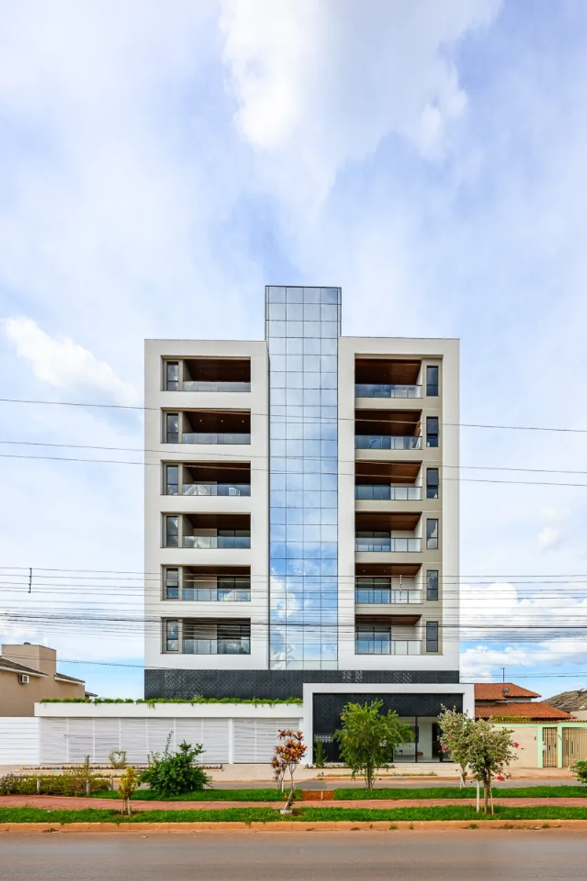 Apartamento de Alto Padrao 129m2! Com 3/4, uma suite com closet mais escritorio e 3 vagas.