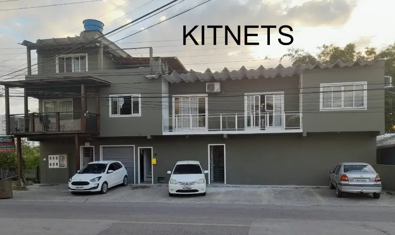 RESID. DL - KITNETS E QUARTOS MOBILIADOS - SÃO JOÃO ITAJAI
