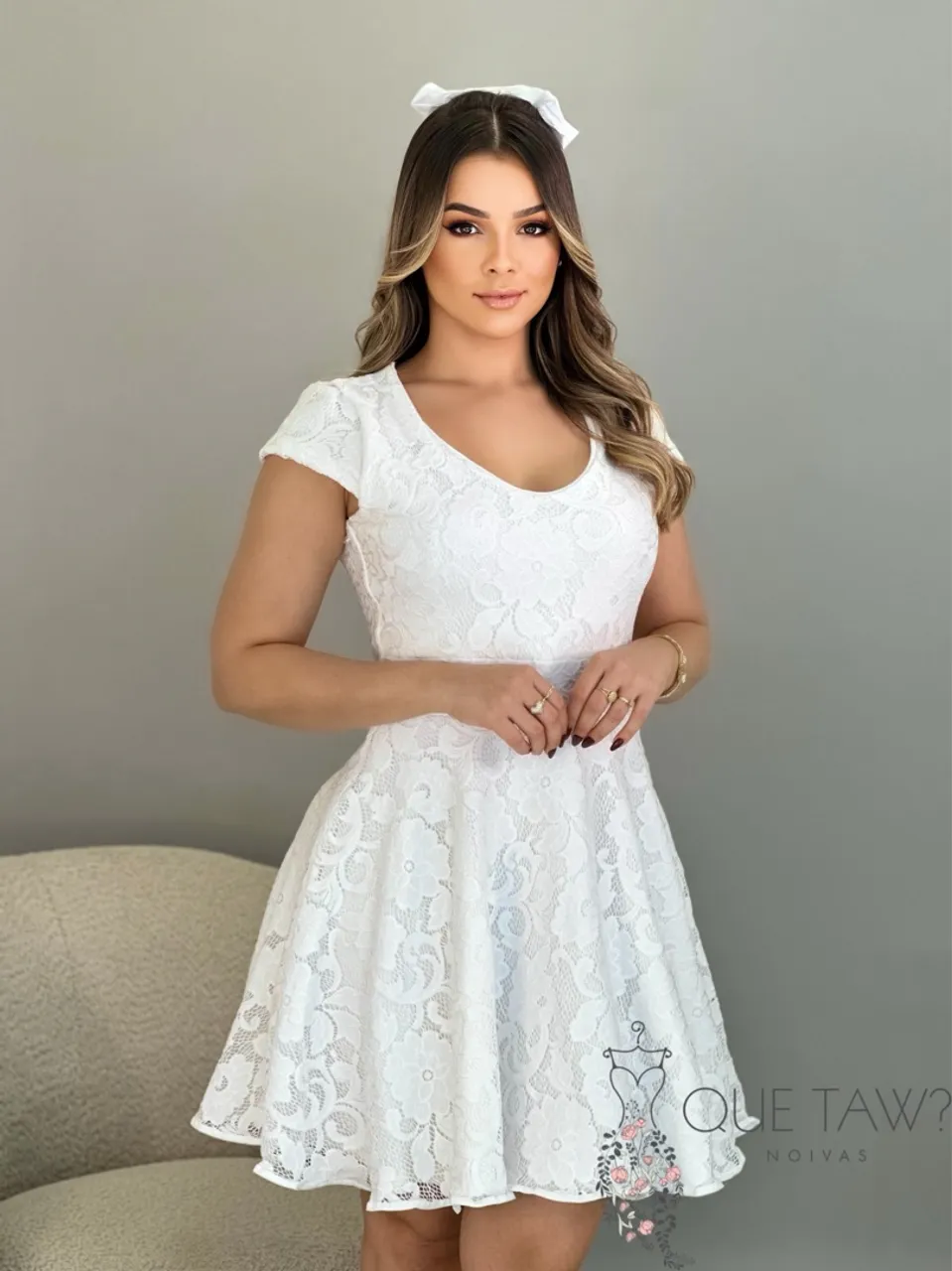 Vestido Branco de Renda Curto - Elegância para Você!