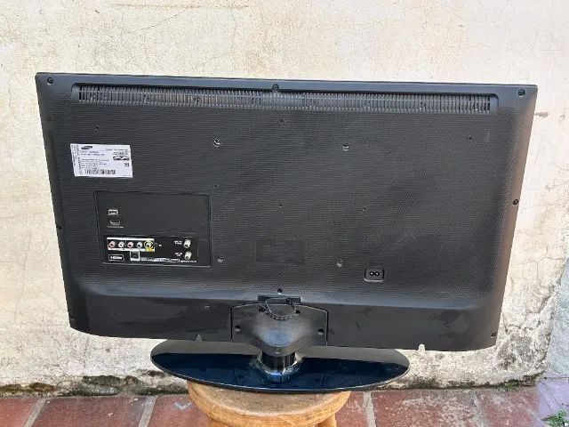 Tv Samsung 32 Polegadas Un32d4003bg Com Defeito - Foto 3