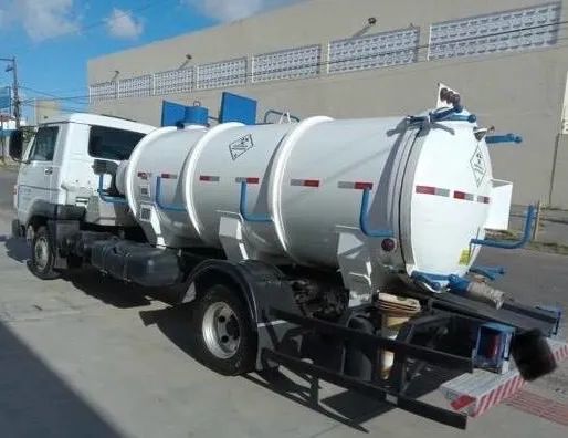 Caminhão Limpa Fossa VW 8.160 - 2015- Completo - Pronto para Trabalhar - Foto 8