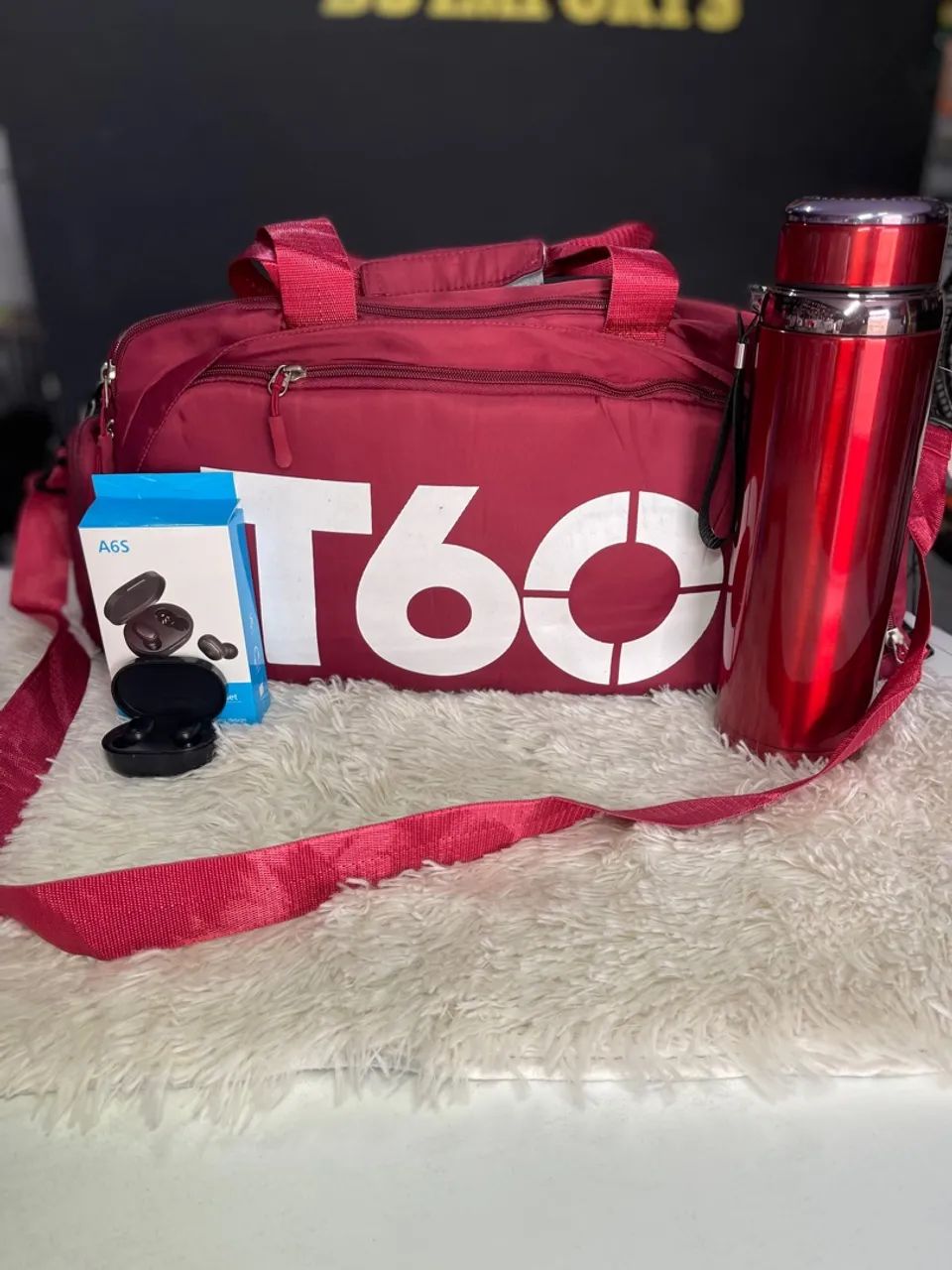 Kit T60 - Garrafa, Headphone e Bolsa promoção dia das mães  - Foto 3