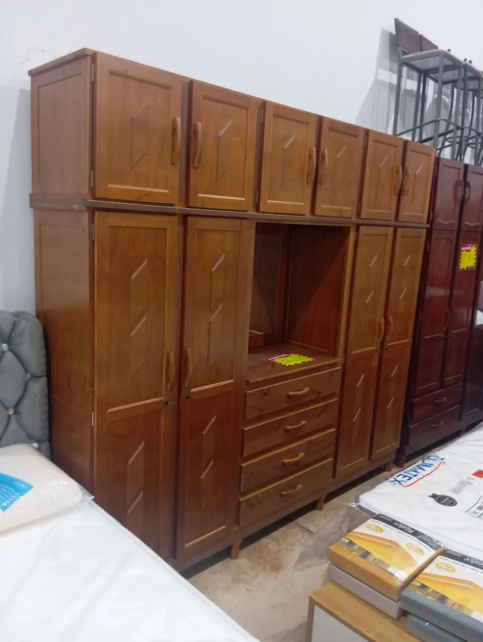 GUARDA ROUPA DE MADEIRA NOVO  - Foto 2