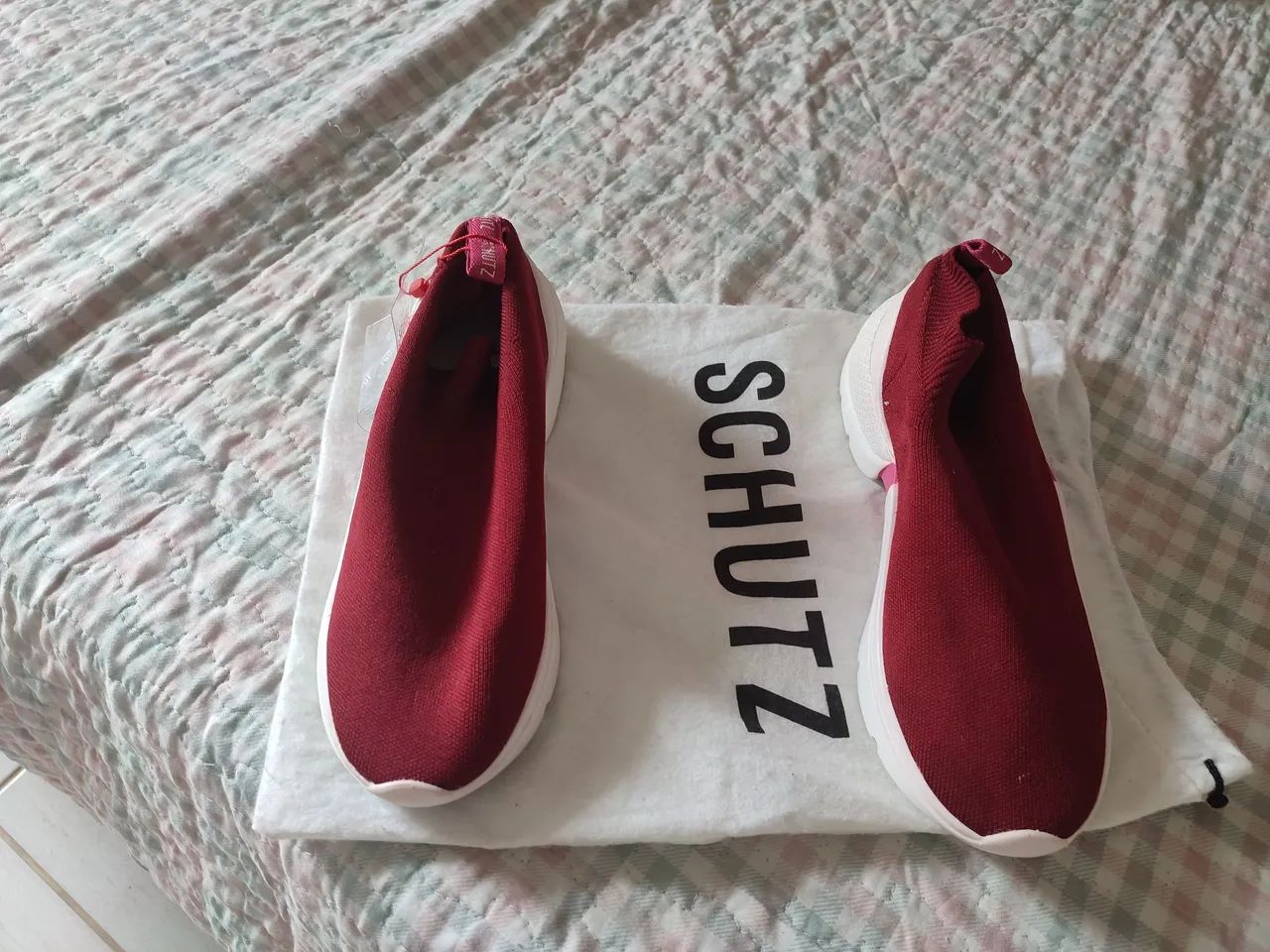 Tênis meia Schutz feminino 