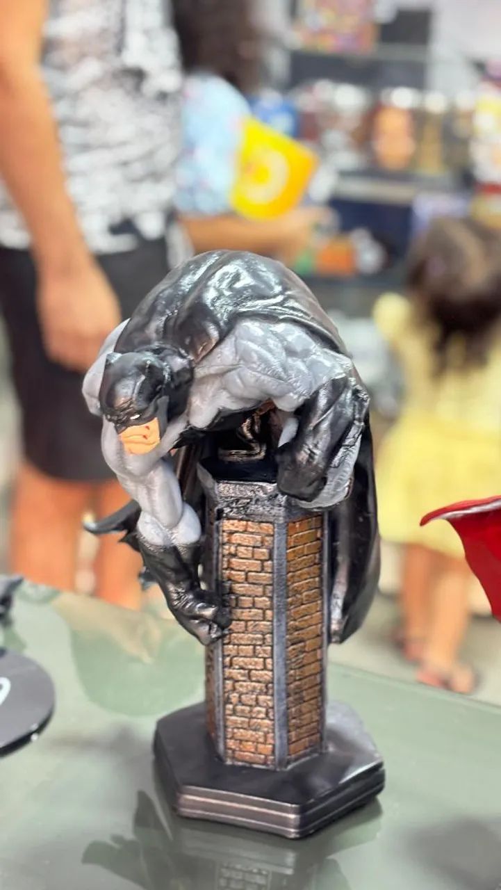 Action figure batman GG