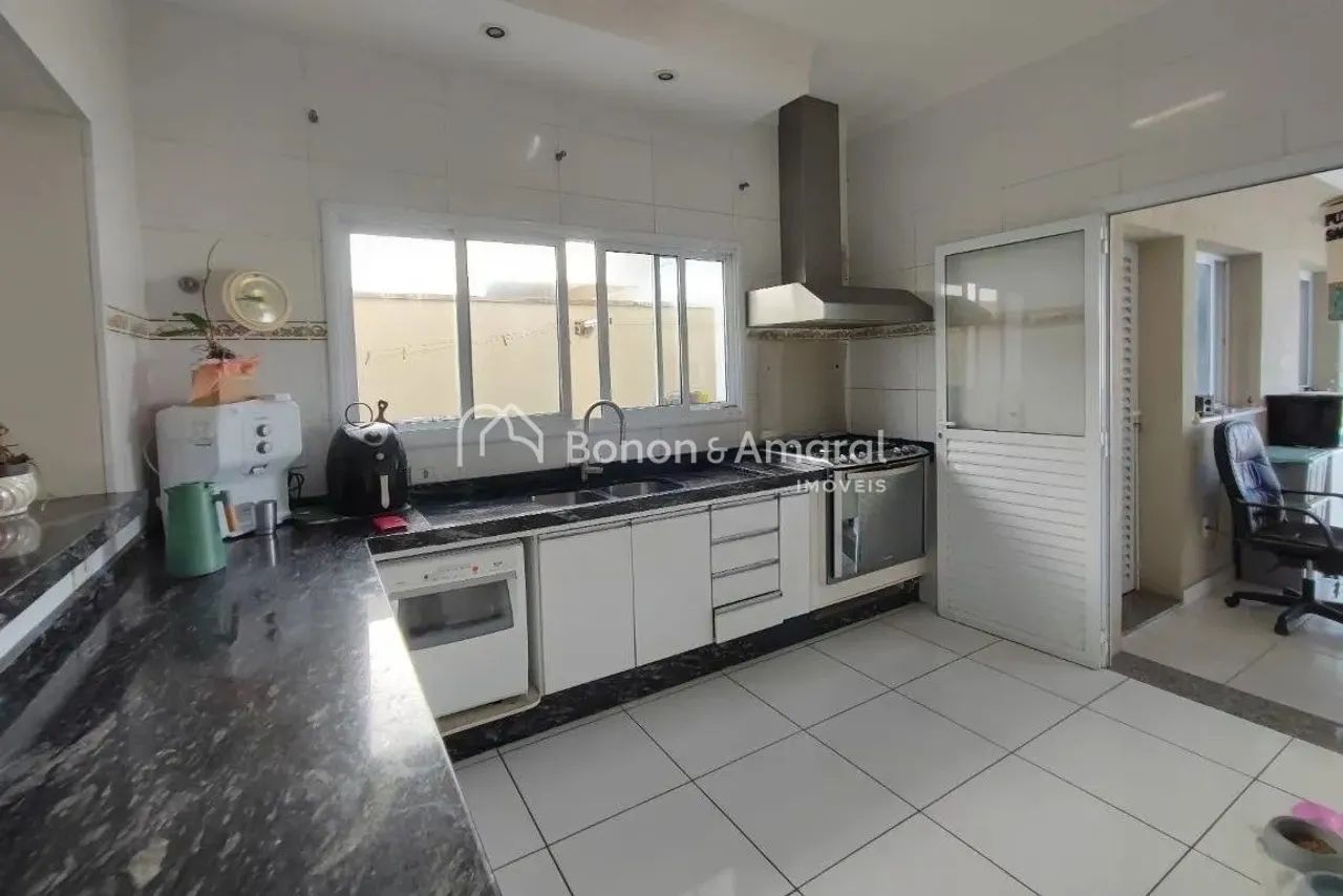 Casa de condomínio para alugar com 310m², 5 quartos e 4 vagas - Foto 3
