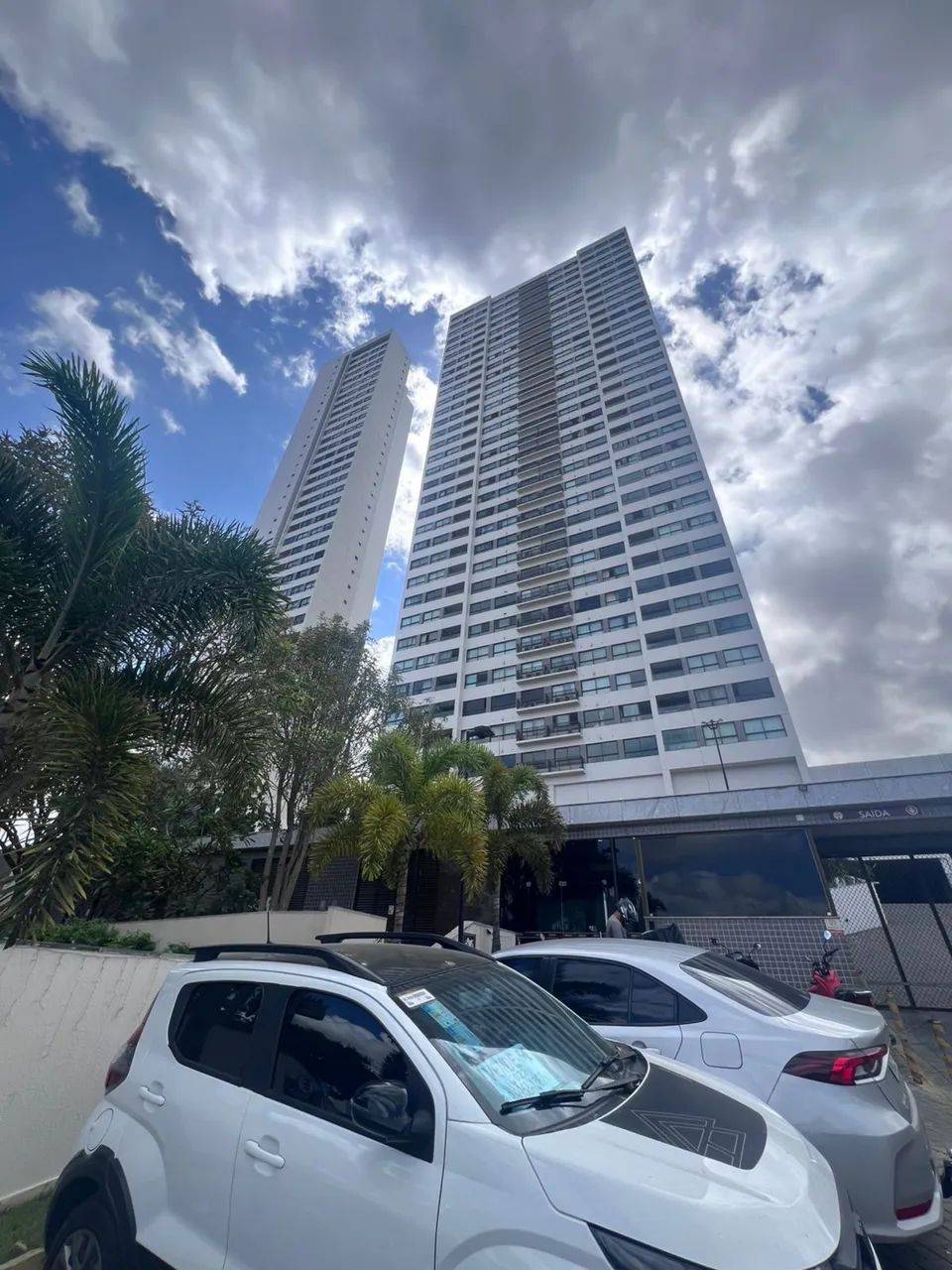 EDF. COSMOPOLITAN - APARTAMENTO À VENDA