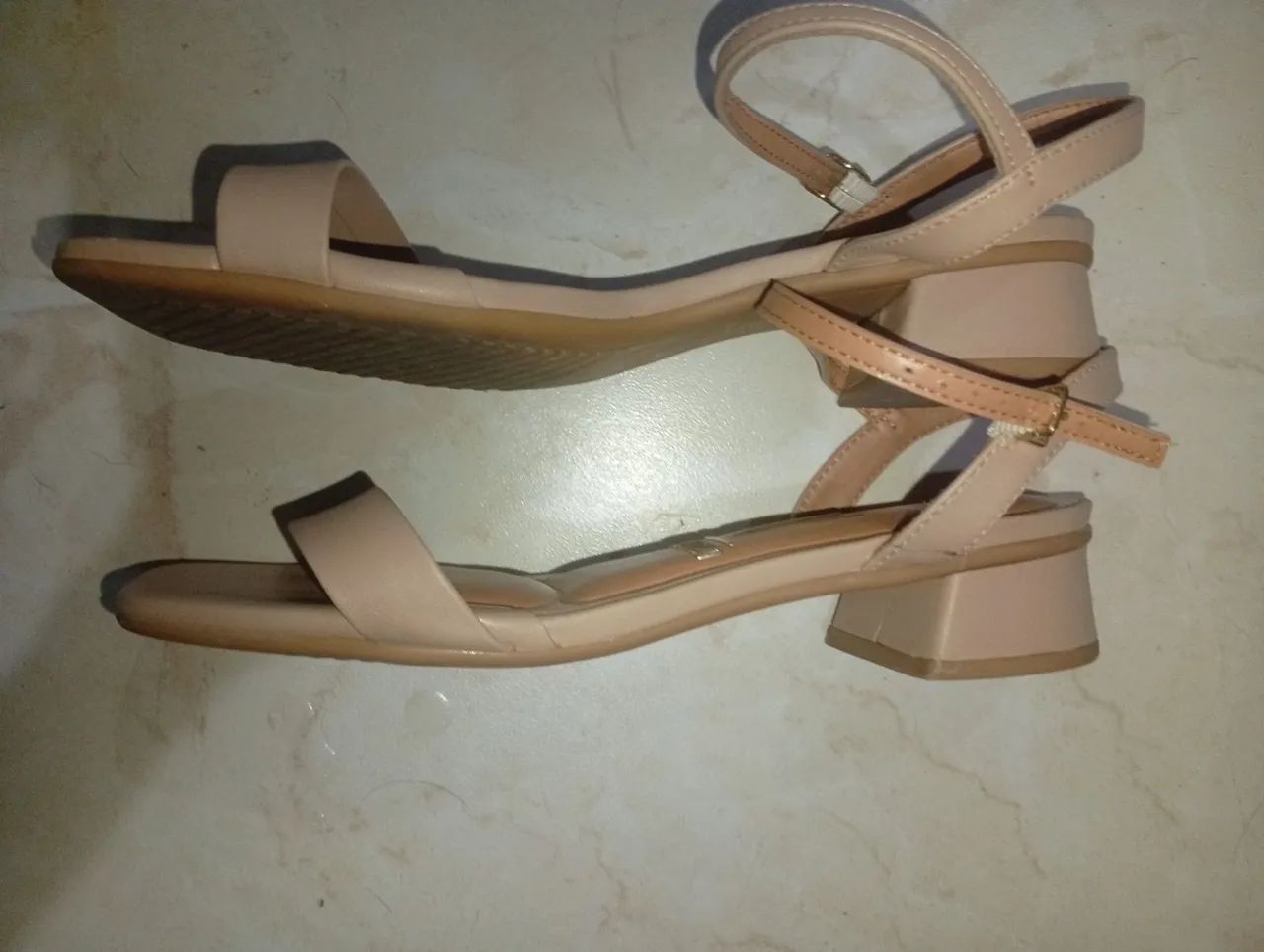 Sandália saltinho  - Foto 3