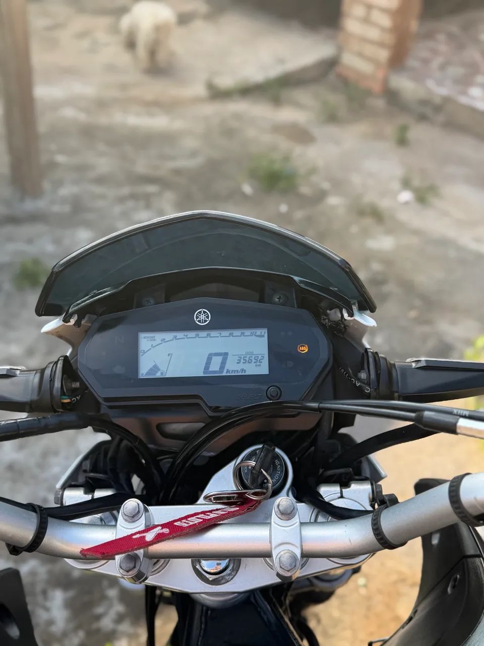 Vendo ou troco por carro. - Foto 2