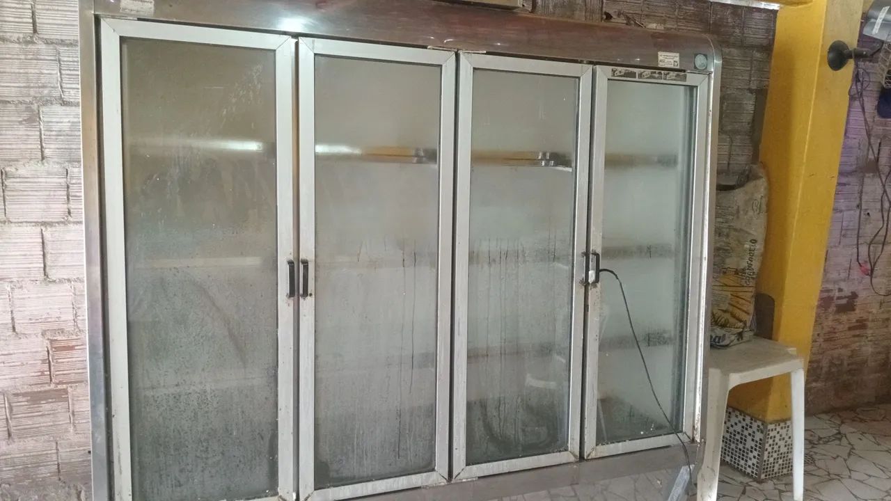 Vende-se expositor funcionando perfeitamente  - Foto 2